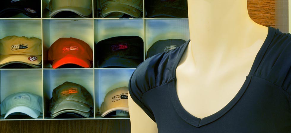 CLOTHES MINDED
